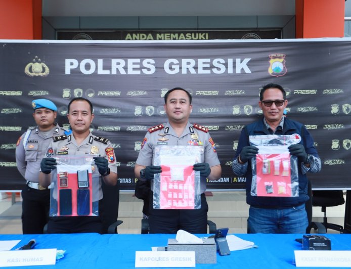 Polres Gresik Bongkar Peredaran Narkoba Sistem Ranjau, Dua Kurir Sabu Diamankan